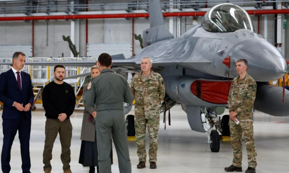 Η Ουκρανία θα «κρύψει» εφεδρείες F-16 σε κοντινές βάσεις του ΝΑΤΟ για να μην τις καταστρέψει η Ρωσία